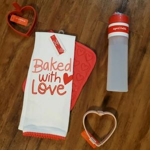 Valentines baking set